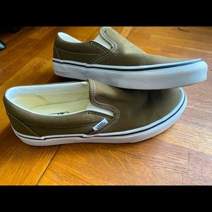 Ivory Green Slip On Vans